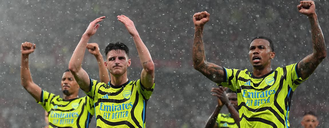 Arsenal vence e leva luta do título até à última jornada