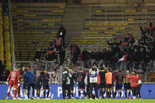 Lille de Fonseca vence e sobe a 3.º, Toulouse estraga adeus de Mbappé