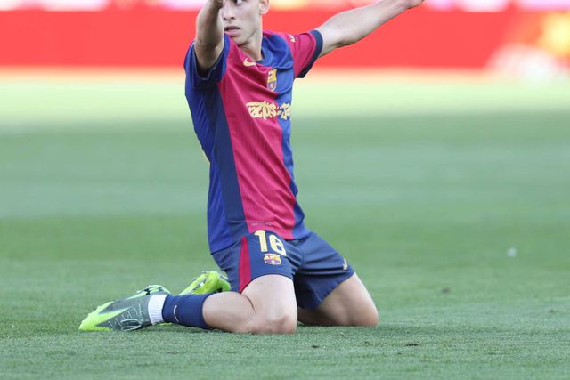 Fermín López festeja o golo que lhe seria anulado nos minutos finais da partida