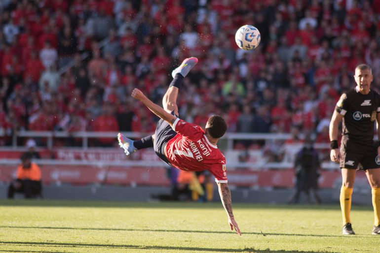 Argentina: foi por golaços como este que o prémio Puskás foi criado (vídeo)