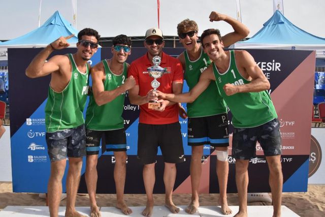 Portugueses procuram pontos na China