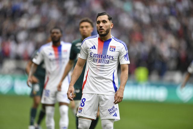 Mercado: estrela de Paulo Fonseca 'pisca o olho' ao PSG