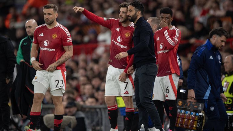 Jogadores do Manchester United só terão dois bilhetes grátis para a Europa League