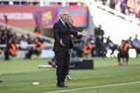 Ancelotti durante o clássico entre Real Madrid e Barcelona