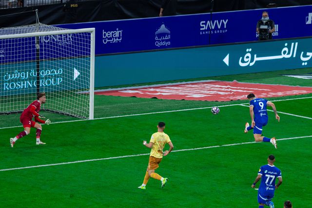 Al Hilal goleia Al Orobah e ainda não há festa de campeão