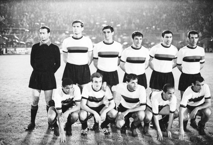 Equipa do Inter que defrontaria o Benfica a 27 de maio de 1965 na final da Taça dos Campeões. FOTO A BOLA