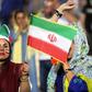 Meses antes de poderem assistir a um jogo ao vivo, mulheres iranianas foram autorizadas a ver no estádio a transmissão televisiva do Irão-Portugal do Mundial-2018. Foto IMAGO