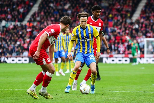 Middlesbrough e Southampton lutam por uma vaga na final do 'play-off' de acesso à Premier Lesgue