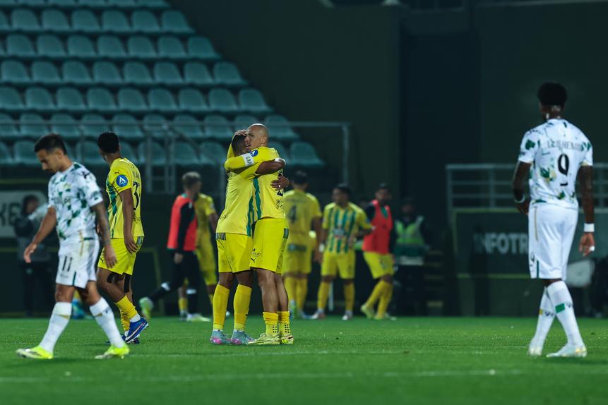 Jogadores tondelenses acreditam na manutenção - Foto: PAULO NOVAIS/LUSA