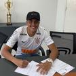 Kauê Moreira de Souza assinou pelo Corinthians em 2019