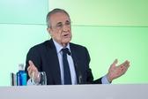 Florentino Pérez em conferência de imprensa do Real Madrid