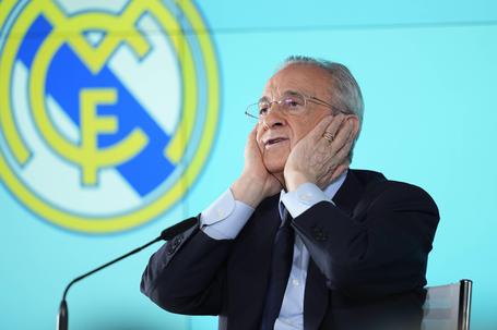 Florentino Pérez, presidente do Real Madrid em conferência de imprensa