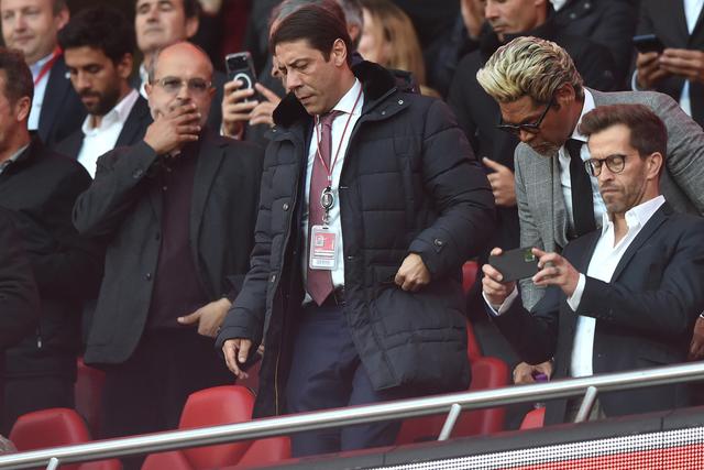 Pipocas no colapso do Benfica