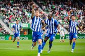 Toni Martínez marcou mais um golo no último jogo pelo Alavés