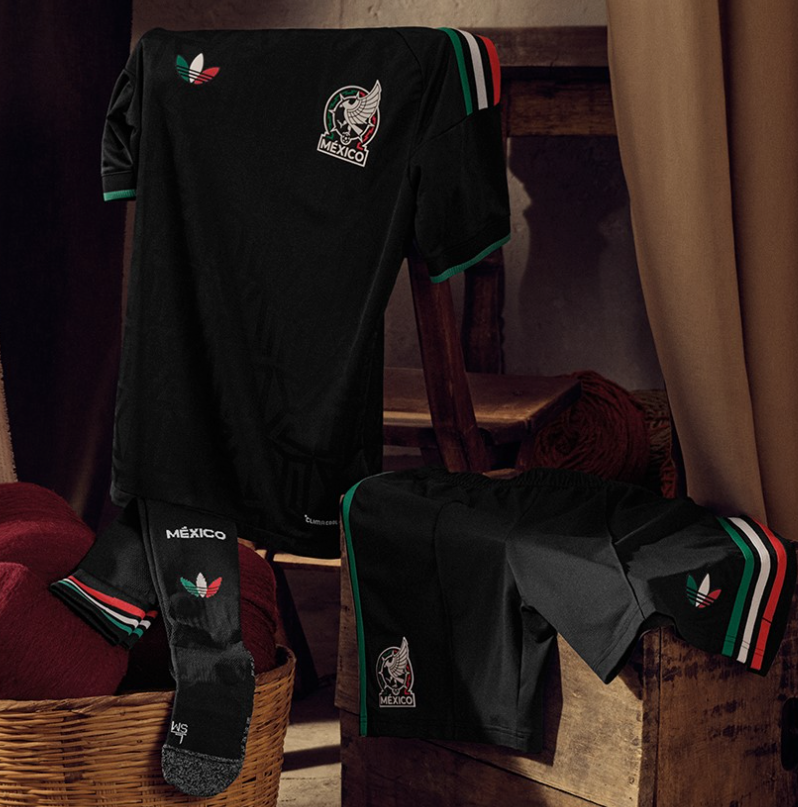 México (Grupo A), terceira camisola. Adidas