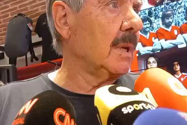 Toni reage aos tempos conturbados que o Benfica atravessa