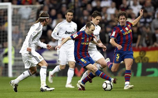 Iniesta recorda aplauso dos adeptos do Real Madrid no Bernabéu