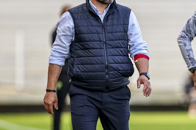 Oficial: Carlos Fangueiro continua no Leixões