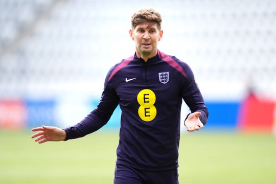 Euro 2024: Stones ausente do treino de Inglaterra