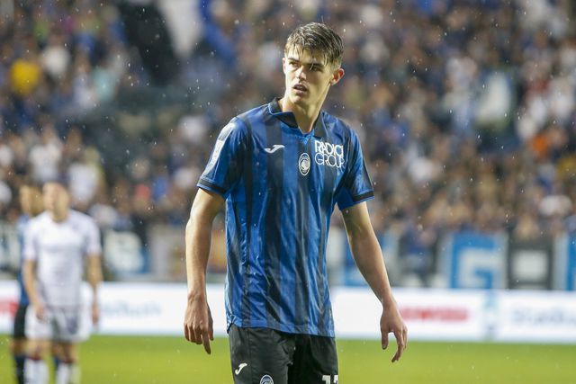 Atalanta chega a acordo com Milan e garante De Ketelaere em definitivo