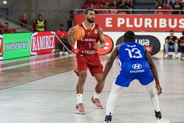 Hoje pode ver em direto na TV...