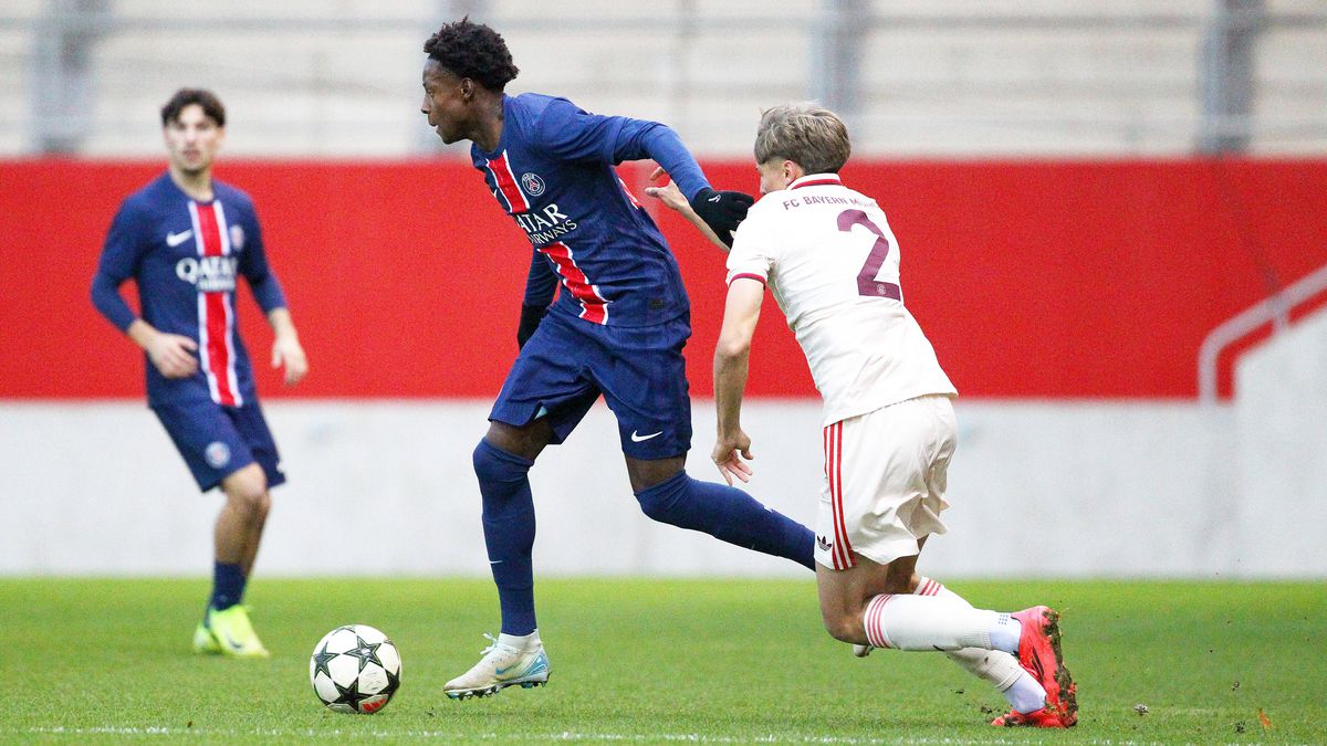 Mercado: Vitória de Guimarães assegura grande promessa do PSG