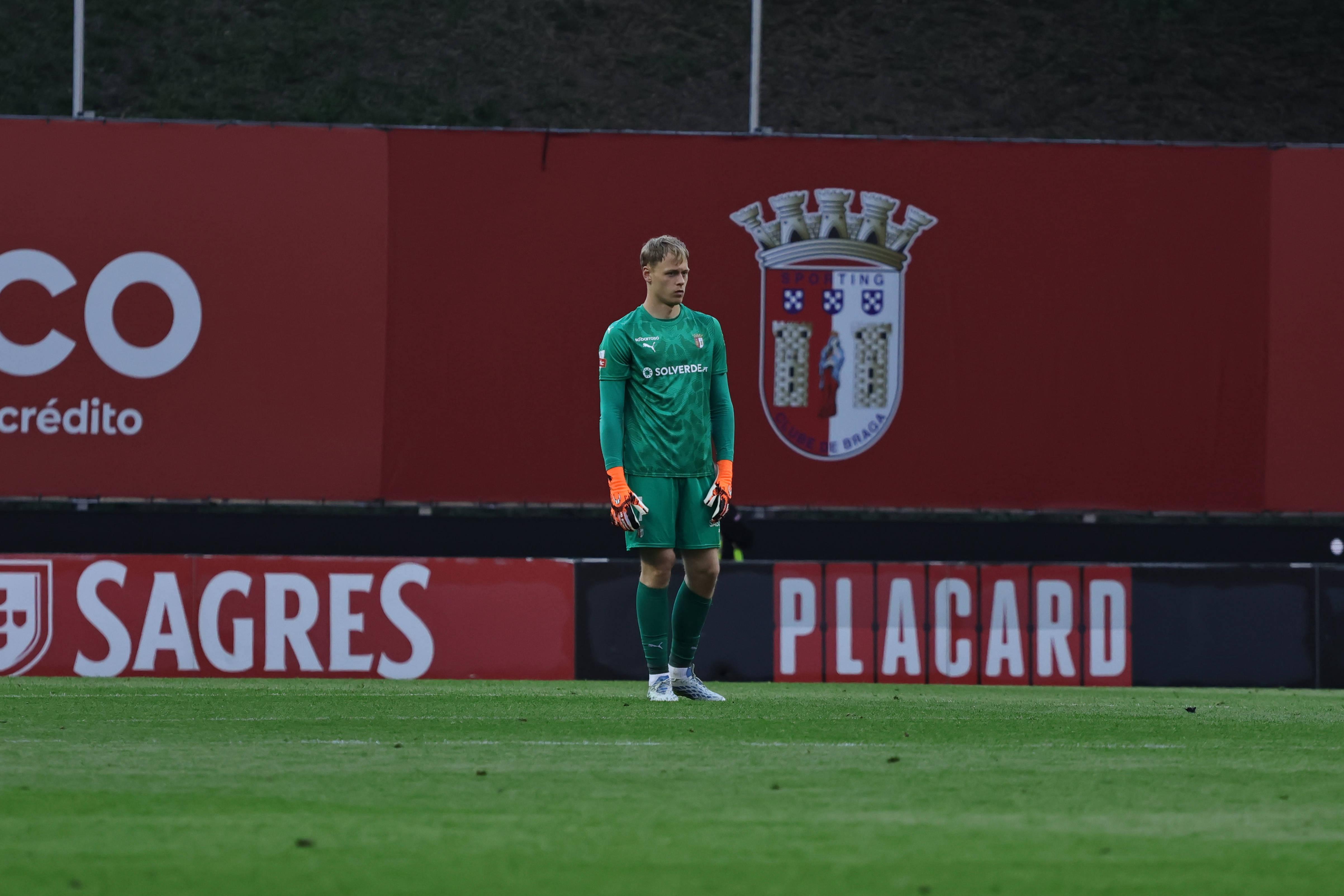 Lukas Hornicek tem contrato até 2028 com o SC Braga, mas SAD pretende negociar um novo vínculo com o guarda-redes