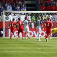 Promise David fez a assistência e Larin marcou o golo do empate do Canadá frente à Bósniae  Herzegovina - FOTO: Imago