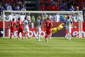 Promise David fez a assistência e Larin marcou o golo do empate do Canadá frente à Bósniae  Herzegovina - FOTO: Imago