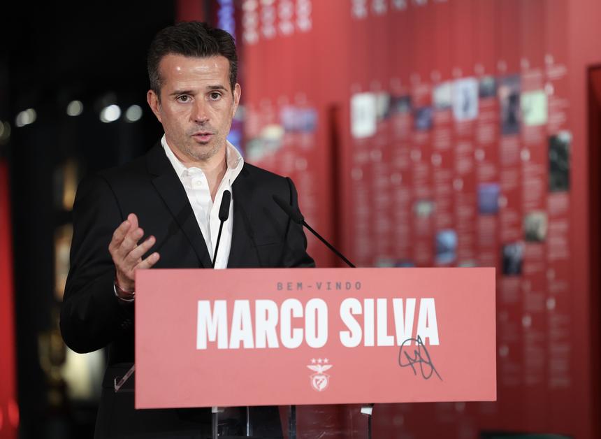 Marco Silva na cerimónia de apresentação - Foto: Benfica