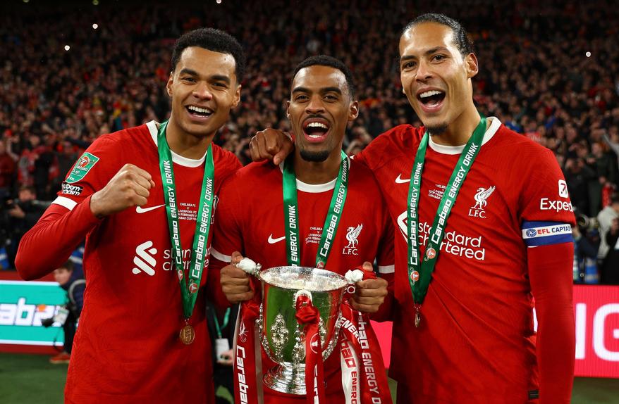 Liverpool – 10. Mac Allister, Alisson, Salah, Konaté, Wirtz, Van Dijk, Gravenberch, Gakpo, Robertson e Isak (IMAGO)
