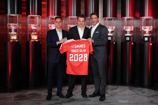 Marco Silva na apresentação como treinador do Benfica