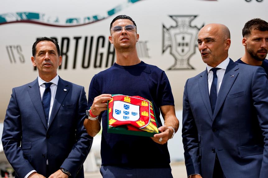 Pedro Proença, Cristiano Ronaldo e Roberto Martínez (Foto: FPF)