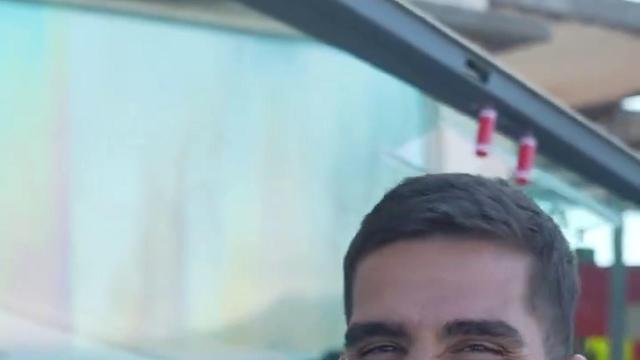 Medo de voar? André Silva prova que não!