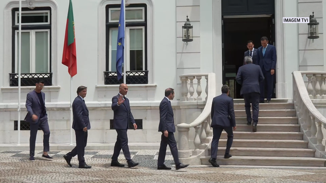 Seleção em S. Bento antes da partida para os EUA
