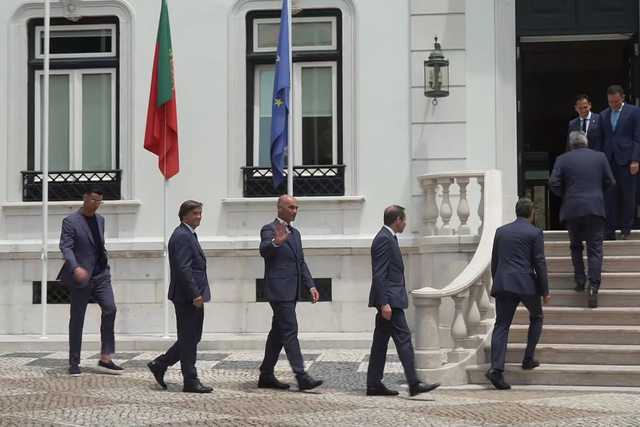 Seleção em S. Bento antes da partida para os EUA