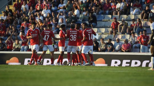 Vídeo: primeiro golo do novo Benfica é de Florentino e de fora da área