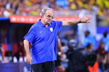 Bielsa 'parte a loiça' depois da pancadaria no jogo com a Colômbia