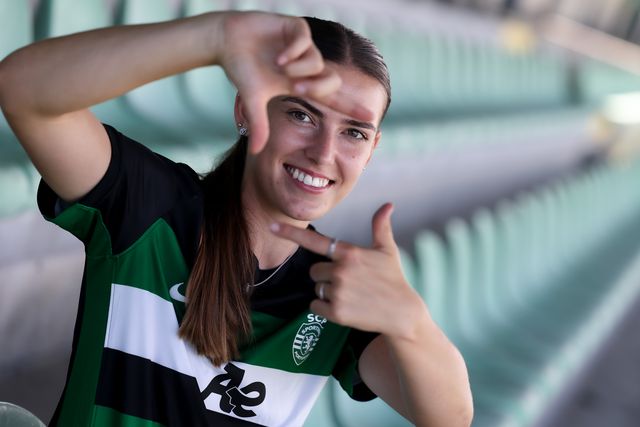 Georgia Eaton-Collins assina pelo Sporting até 2027