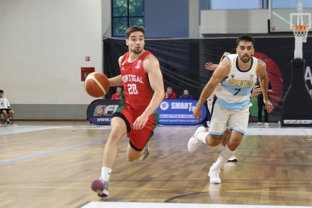 Portugal faz história e derrota Argentina em Guimarães