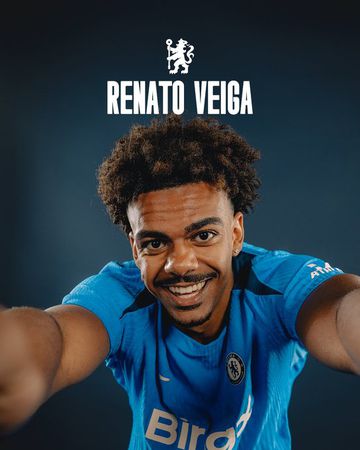 Oficial: Renato Veiga é reforço do Chelsea