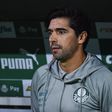 Adeptos invadem CT do Palmeiras antes de ciclo infernal