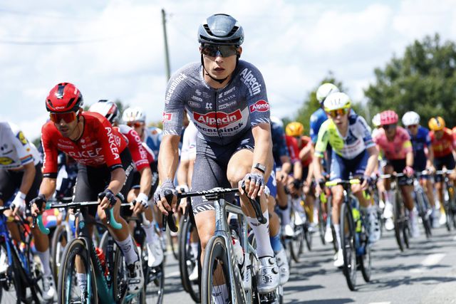 Tour: Philipsen vence 13.ª etapa ao sprint