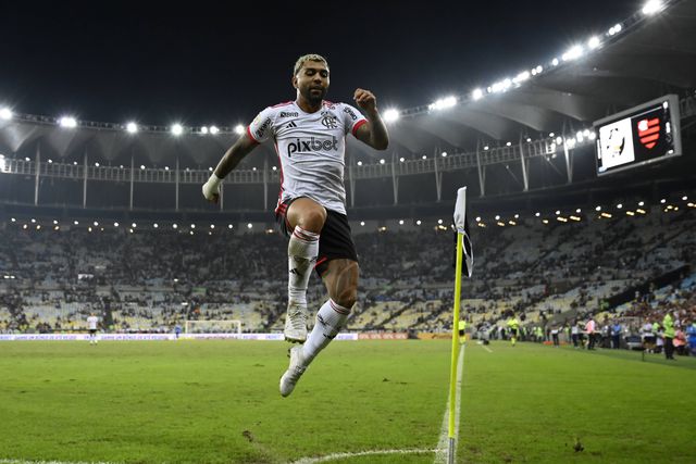 Apontado ao Palmeiras, Gabigol esclarece futuro: «Vejo muita mentira…»