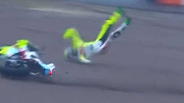 Vídeo: nova queda aparatosa de Morbidelli e... na mesma curva