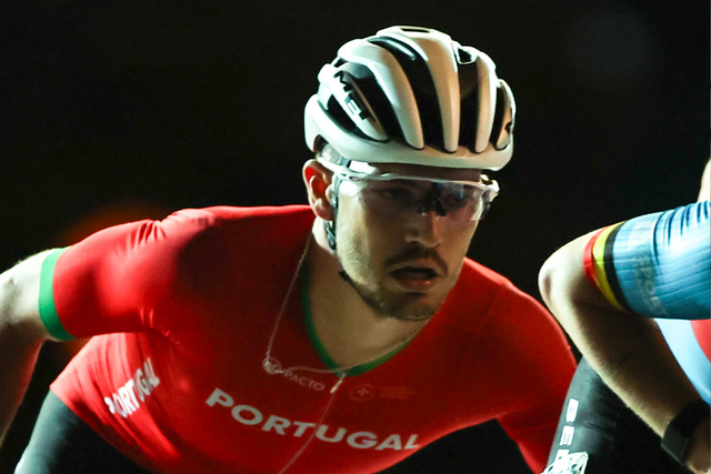 Patinagem: Miguel Bravo vice-campeão europeu de 10000 metros Pontos