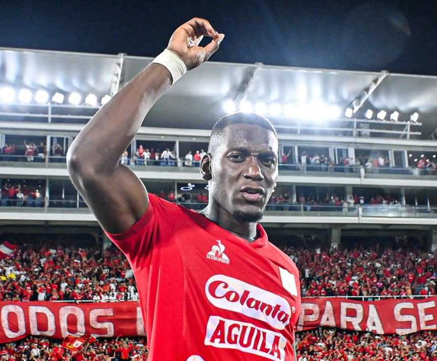 Brayan Medina deixa o seu país natal e vai estrear-se no futebol português (Foto: Facebook/América de Cali)