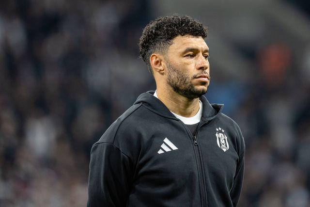Alex Oxlade-Chamberlain chegou ao Besiktas em 2023