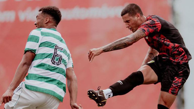 Estrela da Amadora abre pré-época a derrotar o campeão escocês