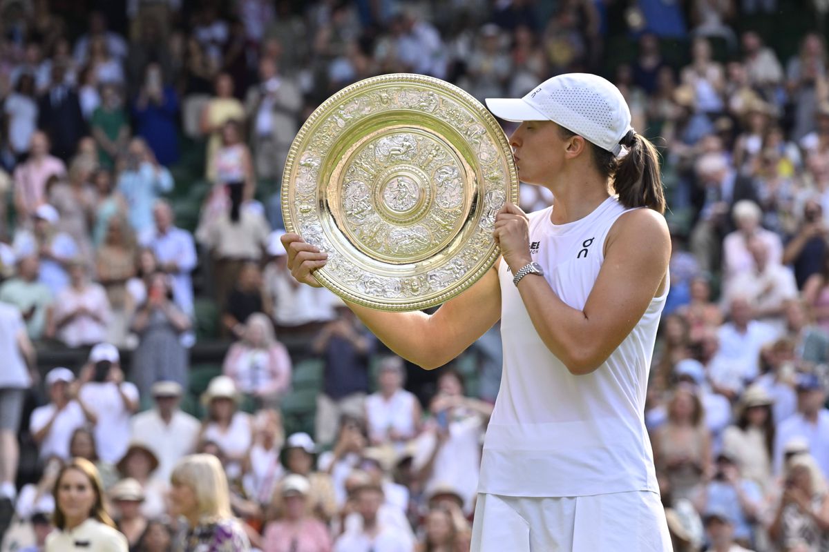 Campeã de Wimbledon torna-se a 3.ª do Mundo